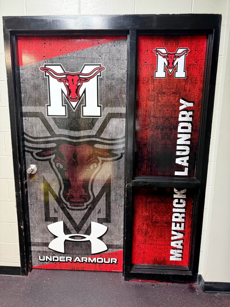 mavericks door